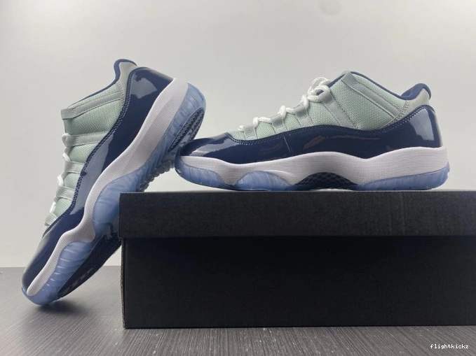 528895-007 11 Jordan Retro Air Georgetown Low 0809